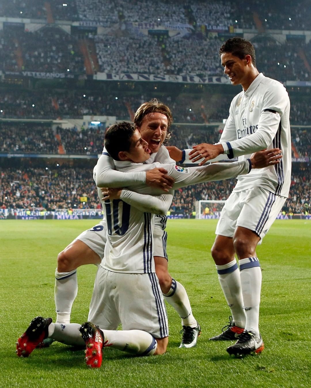 各地适度超前布局基建 吹响经济“稳中求进”号角